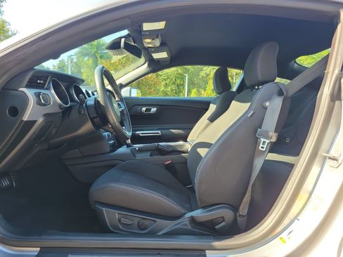 Used 2022 Ford Mustang GT w/ Equipment Group 301A RWD image 16