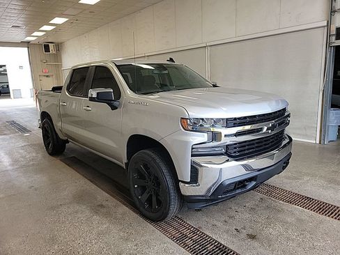 Used 2020 Chevrolet Silverado 1500 LT AWD/4WD image 5