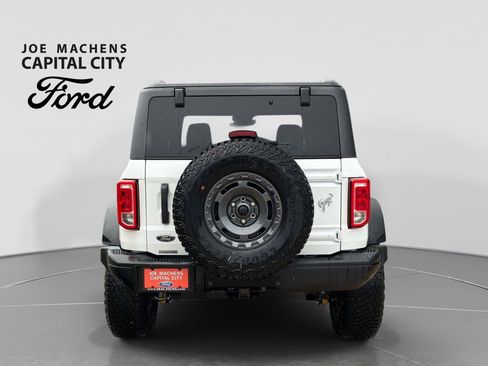 Used 2024 Ford Bronco Black Diamond AWD/4WD image 6
