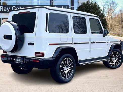 Used 2023 Mercedes-Benz G 550 image 2