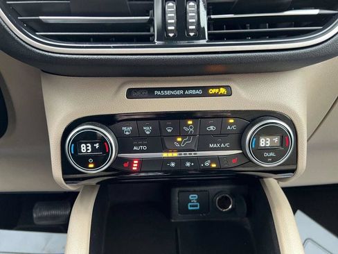 Used 2021 Ford Escape SEL AWD/4WD image 27