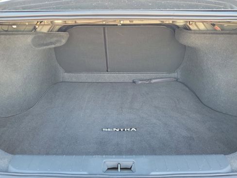 Certified 2025 Nissan Sentra SV image 9