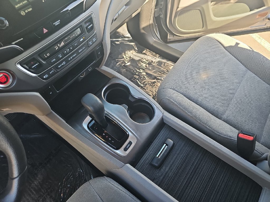 Used 2019 Honda Pilot EX image 25