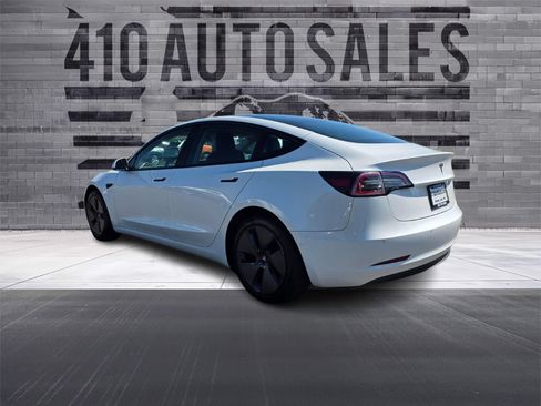 Used 2021 Tesla Model 3 Standard Range Plus RWD image 8