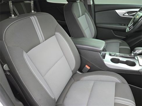 Used 2023 Chevrolet Blazer LT image 28