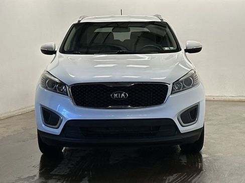 Used 2017 Kia Sorento LX image 29