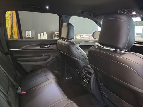 New 2026 Jeep Grand Cherokee Altitude AWD/4WD image 30