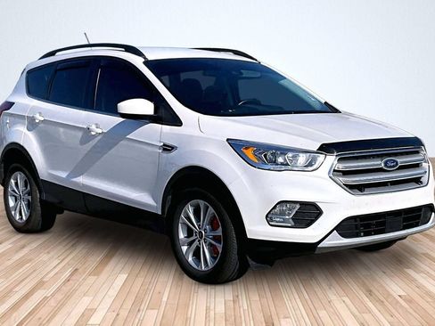 Used 2019 Ford Escape SEL FWD image 9