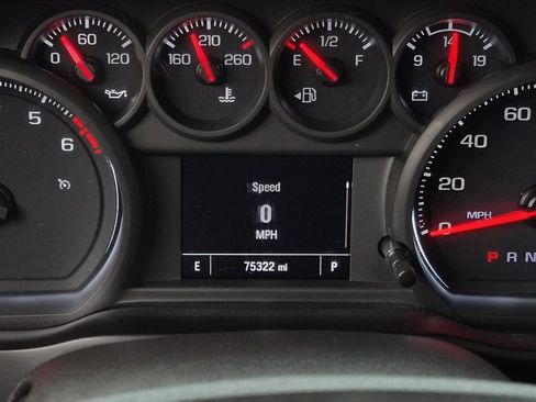 Used 2023 Chevrolet Silverado 1500 Custom image 16