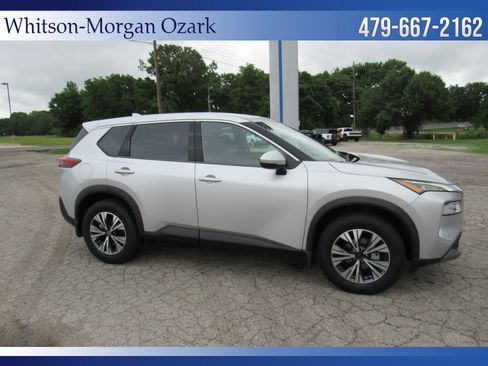 Used 2022 Nissan Rogue SV AWD/4WD image 21