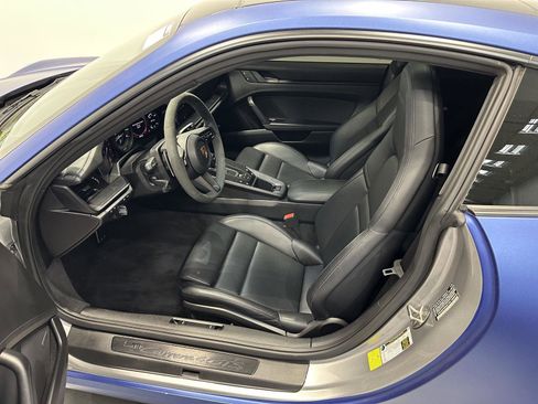 Used 2022 Porsche 911 Carrera 4 GTS AWD/4WD image 18
