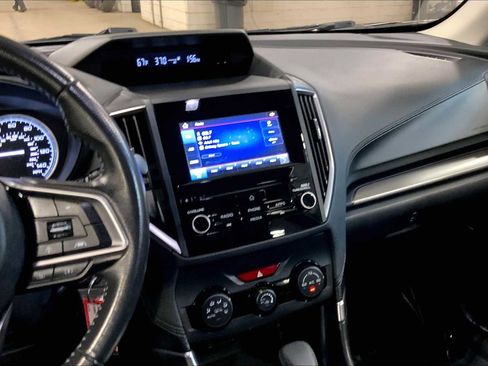 Used 2019 Subaru Forester Premium w/ All-Weather Package image 7
