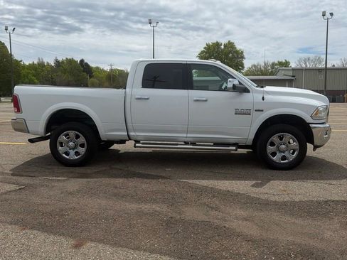 Used 2018 RAM 2500 Laramie w/ Convenience Group AWD/4WD image 4