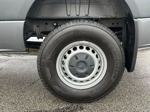 Used 2025 Mercedes-Benz Sprinter 2500 image 11