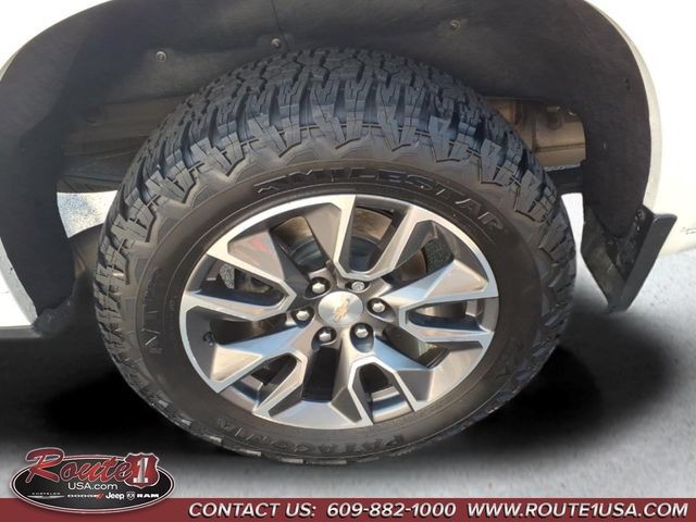 Used 2022 Chevrolet Silverado 1500 LT AWD/4WD image 17