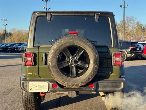 Used 2021 Jeep Wrangler Unlimited Sahara image 4