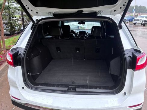 Used 2021 Chevrolet Equinox Premier w/ Redline Edition FWD image 10