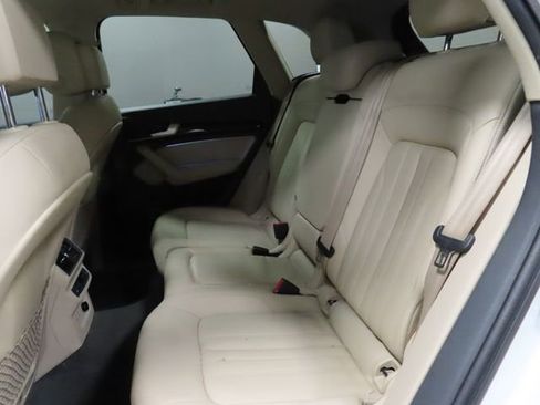 Used 2019 Audi Q5 2.0T Premium Plus w/ Premium Plus Package image 22