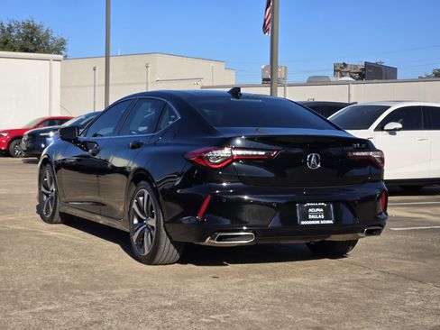 Certified 2025 Acura TLX w/ Technology Package image 8