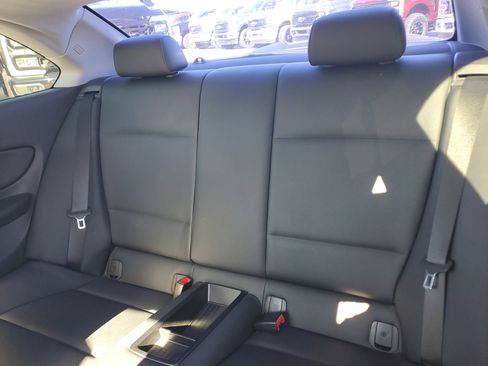 Used 2010 BMW 135i Coupe image 17