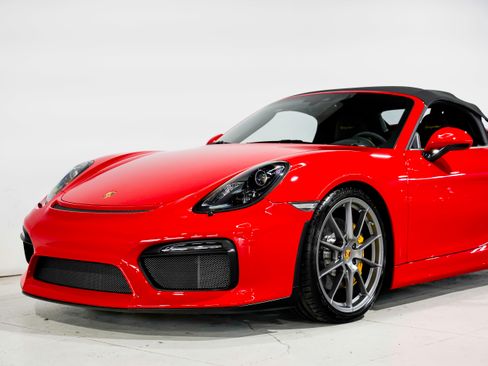 Used 2016 Porsche Boxster Spyder image 29