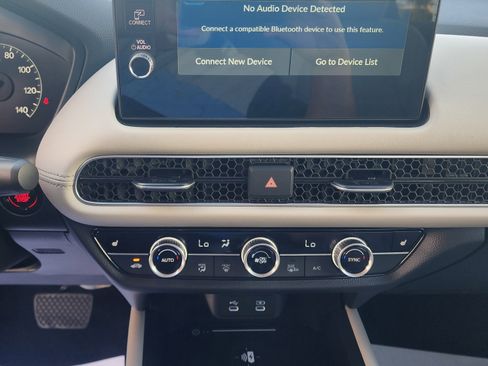 Certified 2026 Honda HR-V EX-L image 9