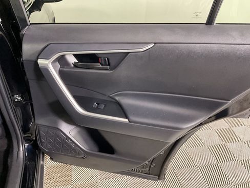 Used 2025 Toyota RAV4 LE AWD/4WD image 21