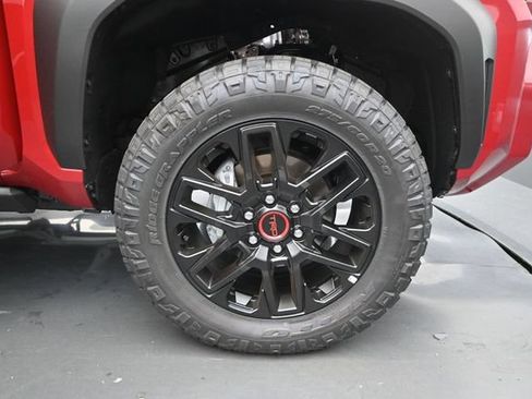 New 2026 Toyota 4Runner SR5 AWD/4WD image 15