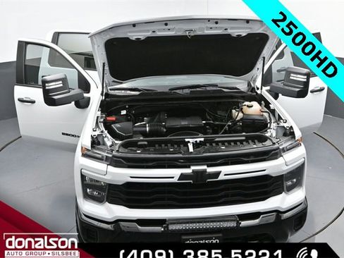 Used 2024 Chevrolet Silverado 2500 Custom w/ Custom Value Package image 24