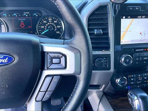 Used 2019 Ford F150 Lariat w/ FX4 Off-Road Package AWD/4WD image 14