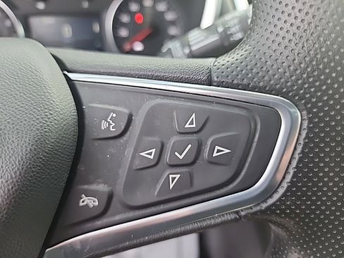 Used 2022 Chevrolet Equinox LT AWD/4WD image 14