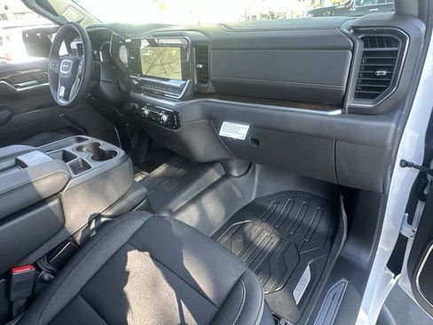 New 2026 GMC Sierra 1500 Elevation image 30
