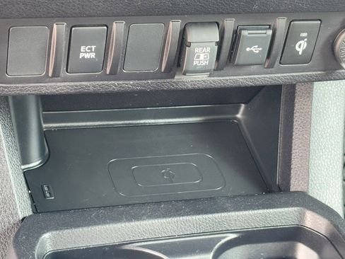 Used 2023 Toyota Tacoma TRD Off-Road image 25