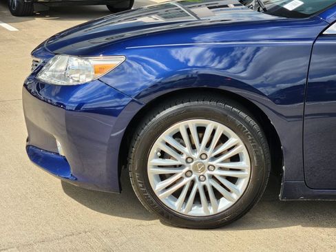 Used 2014 Lexus ES 350 w/ Luxury Package FWD image 8