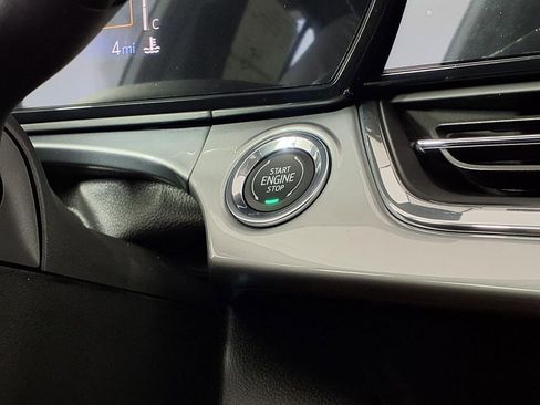 New 2026 Chevrolet Trax LT w/ Sunroof Package FWD image 49