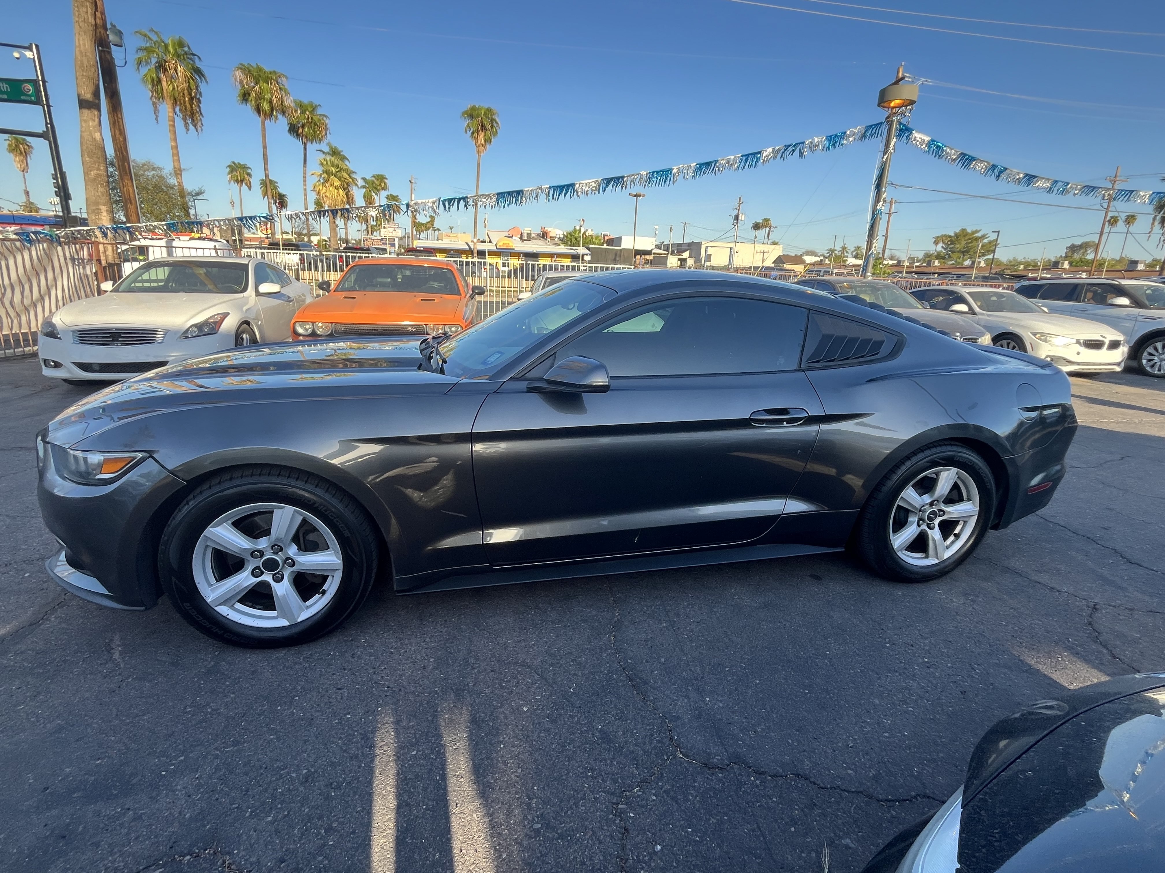 Used 2015 Ford Mustang Coupe RWD image 7