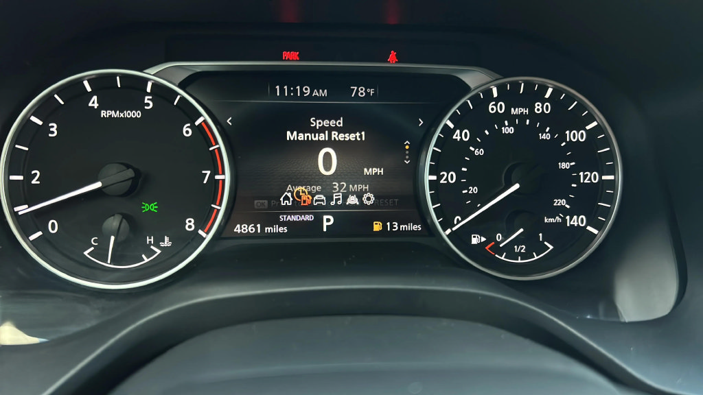Used 2025 Nissan Rogue S FWD image 27