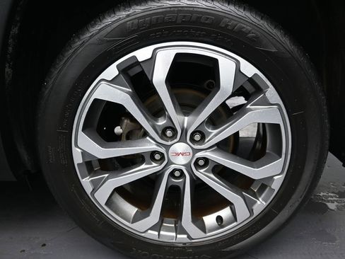 Used 2019 GMC Terrain SLT w/ Preferred Package image 10