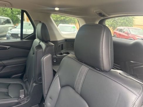 Used 2023 Honda Pilot EX-L image 9