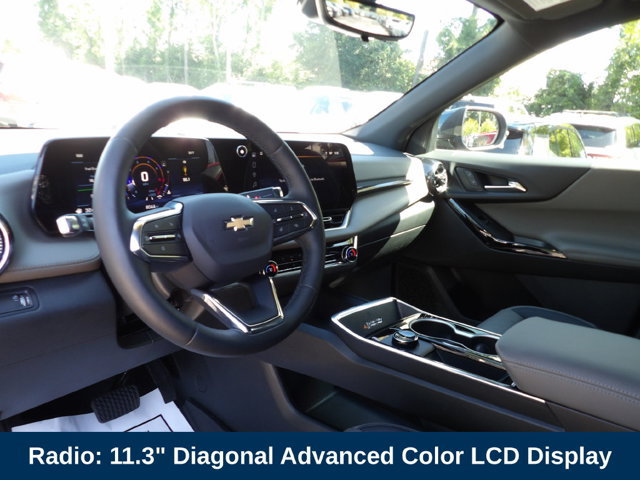 Used 2026 Chevrolet Equinox LT w/ Convenience Package II FWD image 9