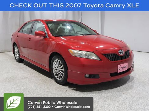 Used 2007 Toyota Camry XLE FWD image 1
