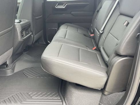 New 2026 Chevrolet Silverado 1500 RST w/ Dark Appearance Package AWD/4WD image 10