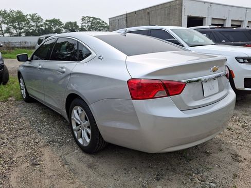 Used 2017 Chevrolet Impala LT FWD image 6