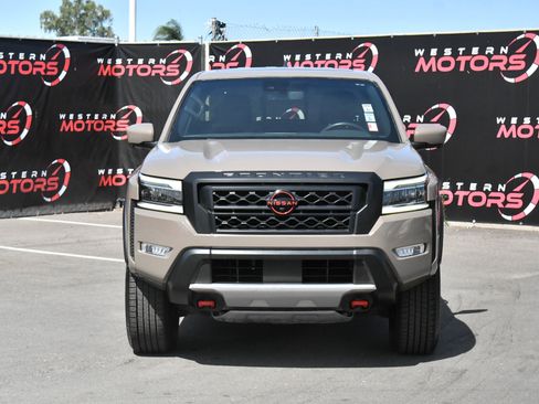Used 2023 Nissan Frontier PRO-4X w/ Pro-4X Premium Package AWD/4WD image 2