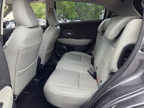 Used 2019 Honda HR-V EX image 10