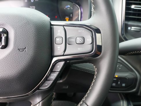 New 2026 RAM 2500 Limited AWD/4WD image 28