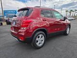 Used 2022 Chevrolet Trax LT w/ LT Convenience Package image 6