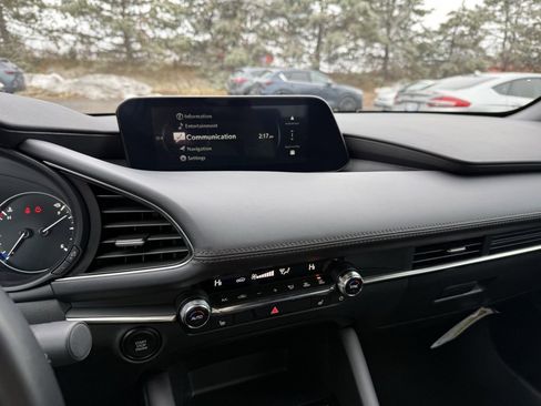 Used 2025 MAZDA MAZDA3 s image 9