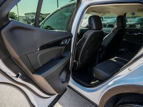 Used 2021 Buick Envision Preferred FWD image 23