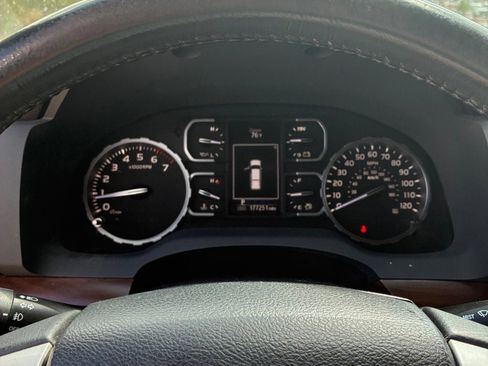 Used 2018 Toyota Tundra Limited AWD/4WD image 15